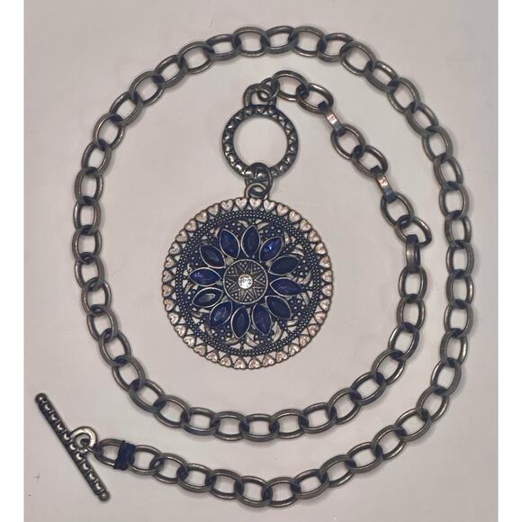 Vintage Inspired Statement Necklace With Mandala Pendant Chain Link Necklace - Picture 4 of 7